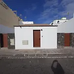 Casa Amara Y Julia Cotillo