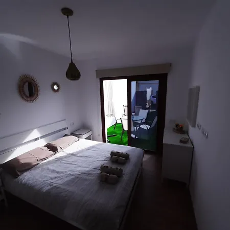 Casa Amara Y Julia Cotillo